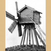Ветряная мельница-столбовка. Макет М 1:50